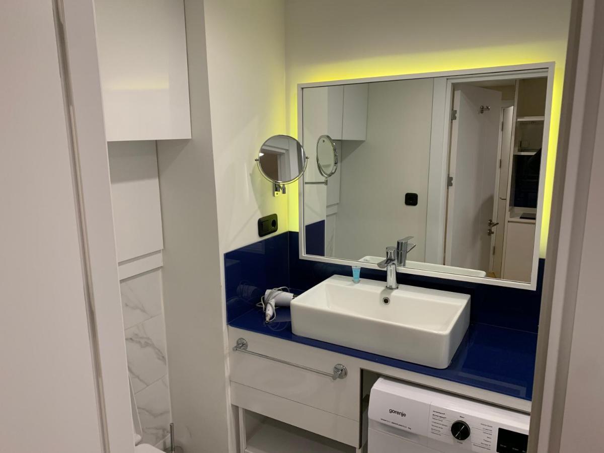 Vip Aparthotel Orbi City Sea View باتومي المظهر الخارجي الصورة