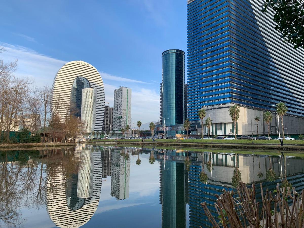Vip Aparthotel Orbi City Sea View باتومي المظهر الخارجي الصورة