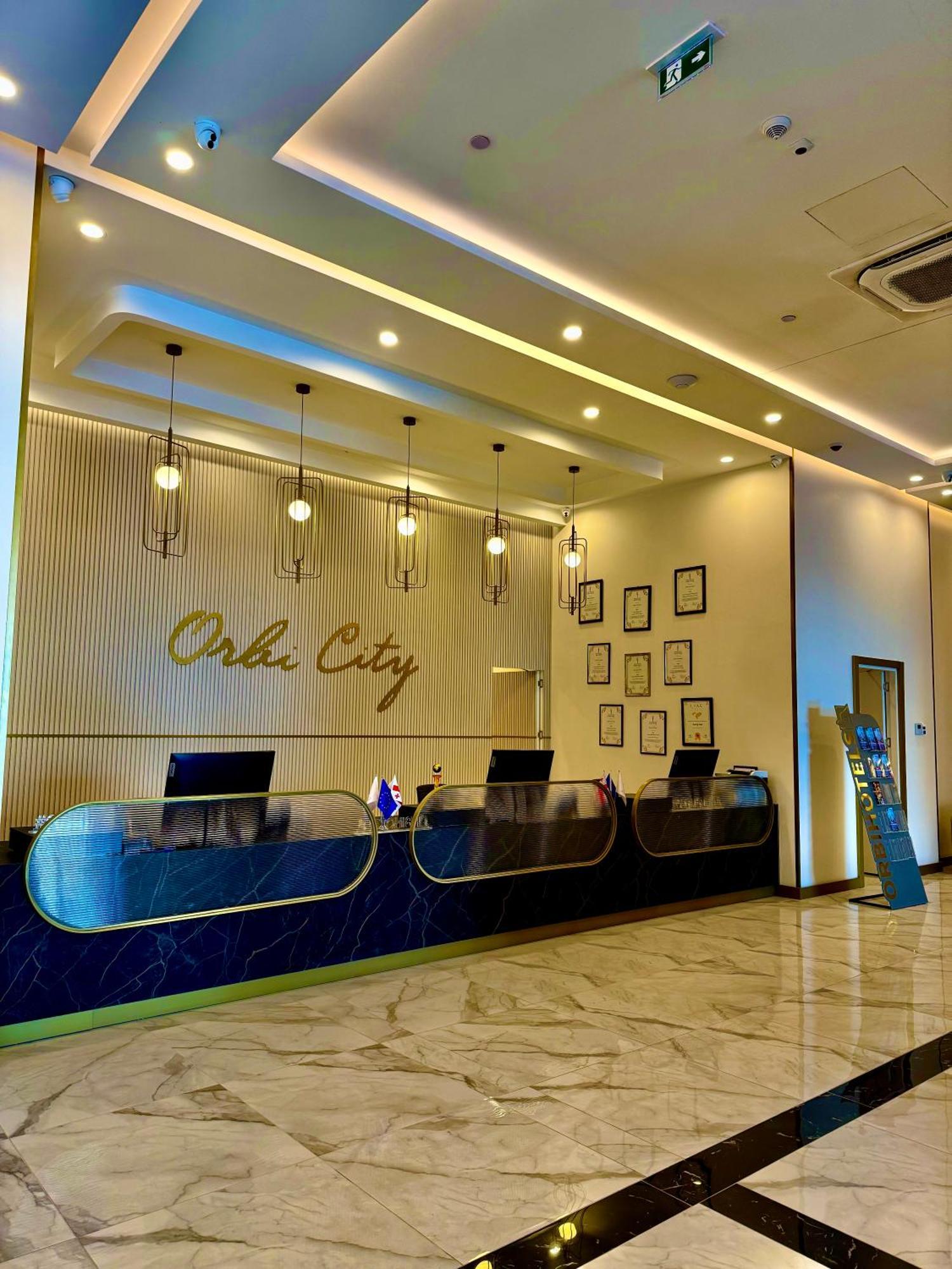 Vip Aparthotel Orbi City Sea View باتومي المظهر الخارجي الصورة