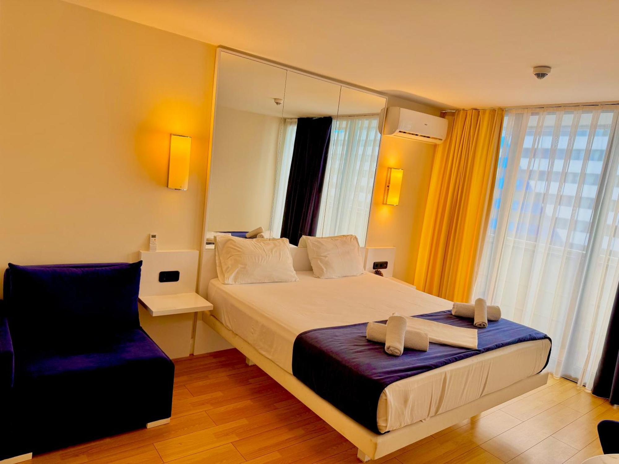 Vip Aparthotel Orbi City Sea View باتومي المظهر الخارجي الصورة