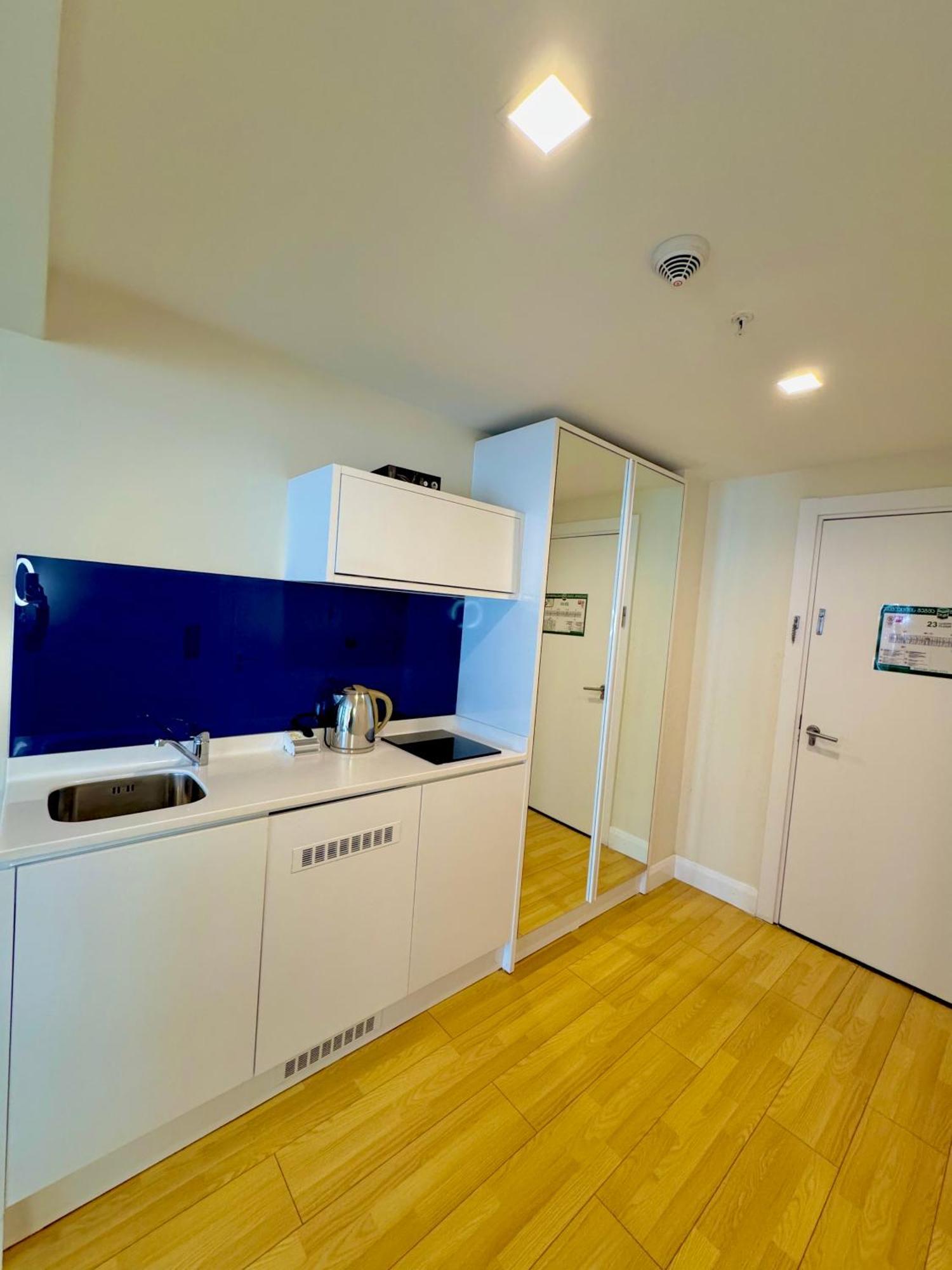 Vip Aparthotel Orbi City Sea View باتومي المظهر الخارجي الصورة